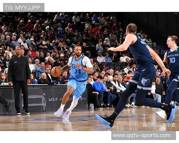 克莱状态回暖三分球表现出色11投5中贡献14分1篮板