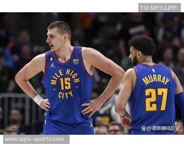 掘金半场小幅领先国王约基奇表现出色戈登贡献12分威少状态低迷三分球未能命中